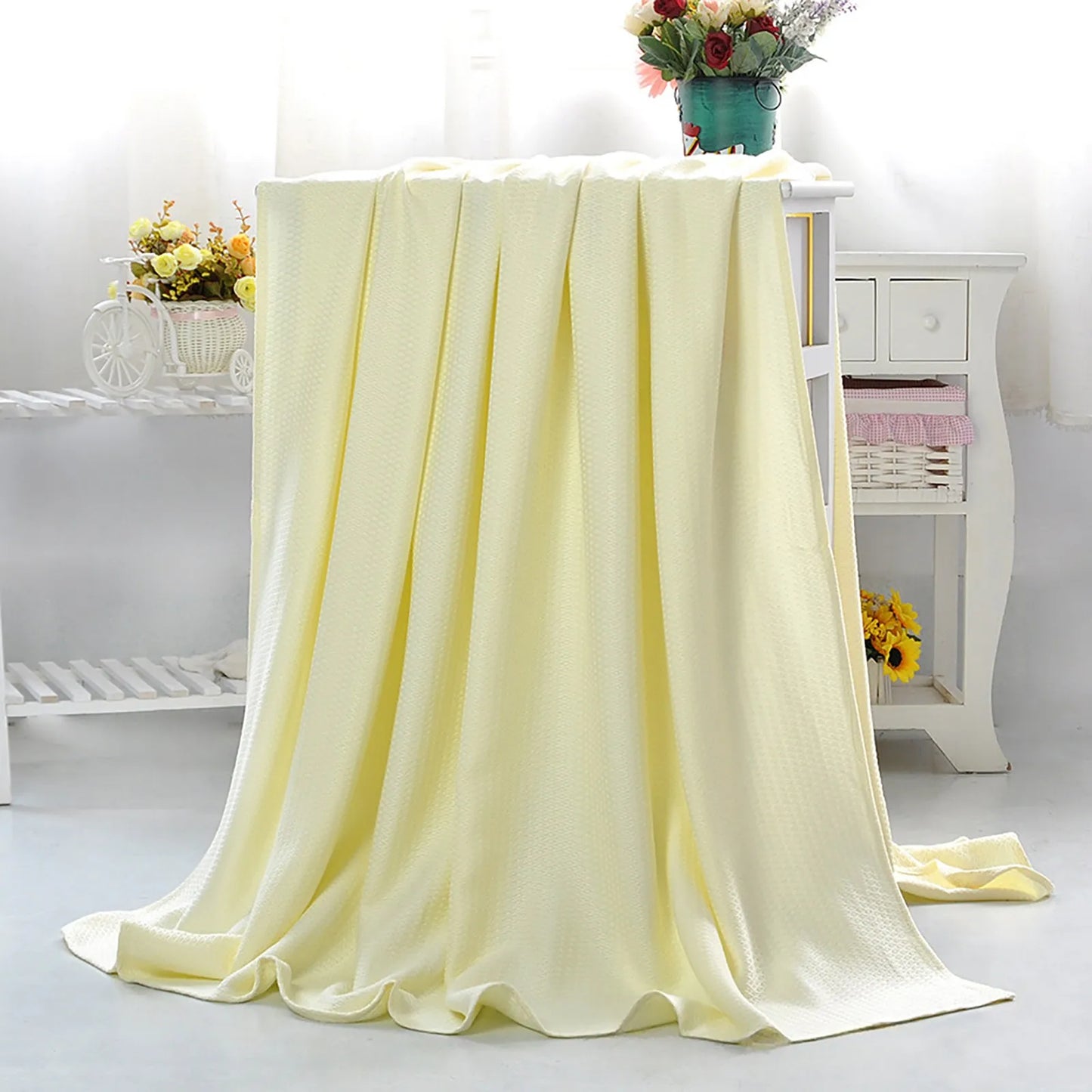 Summer Cooling Blanket Air Conditioning Quilt Skin-friendly Bamboos Fiber Light And Thin Breathable Cooling Quilt For Home